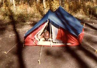 000000apeople3.jpg (20908 bytes)