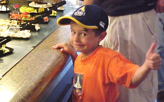 canb20010.JPG (35374 bytes)