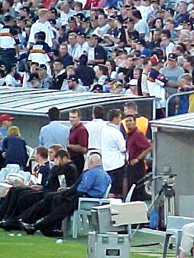 canb20014.JPG (34170 bytes)