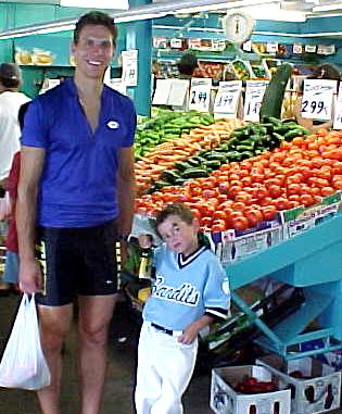 canb20019d.JPG (37216 bytes)