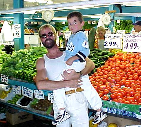 canb20019e.JPG (61500 bytes)