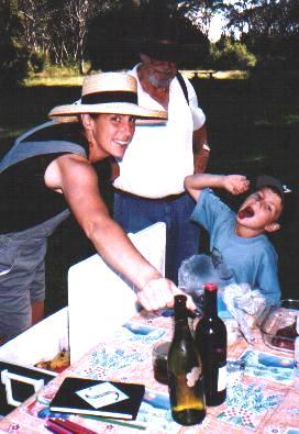 canb6.JPG (25301 bytes)