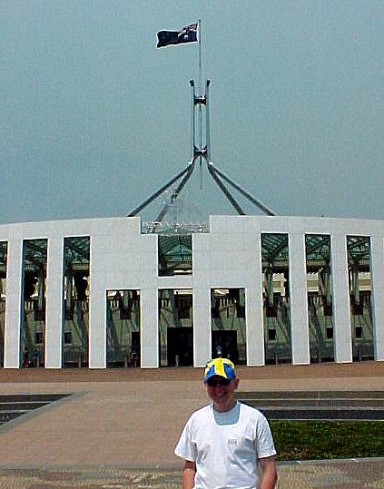 canj0.JPG (45672 bytes)