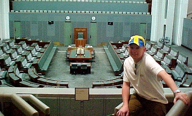 canj2.JPG (67337 bytes)