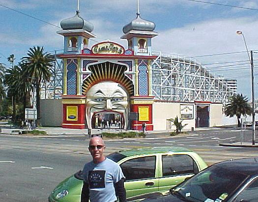 chas9a.JPG (64013 bytes)