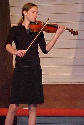 color5.JPG (23799 bytes)