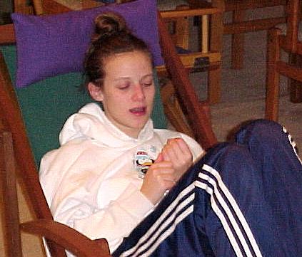 color9b.JPG (32242 bytes)