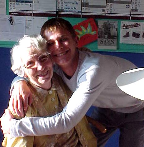 dan9j.JPG (38733 bytes)