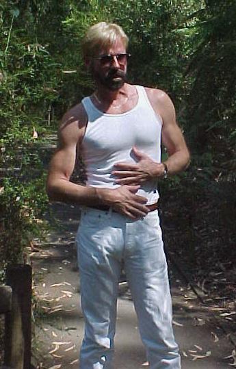 darr8.JPG (40619 bytes)