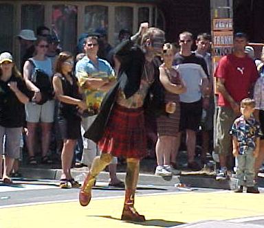 fest6a.JPG (29057 bytes)