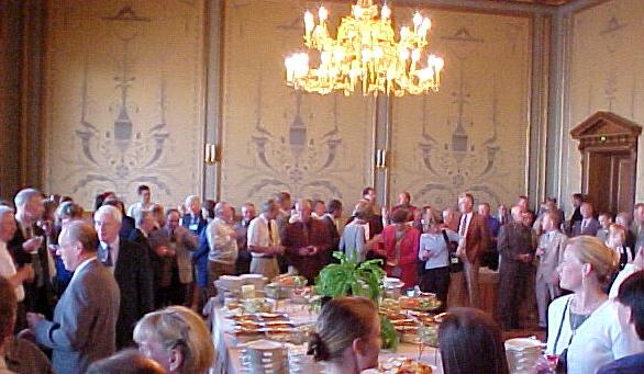 fin0.JPG (46211 bytes)