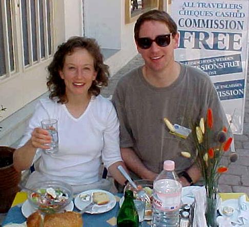 gree9g.JPG (43650 bytes)