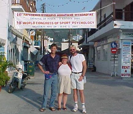 gree9k.JPG (38751 bytes)