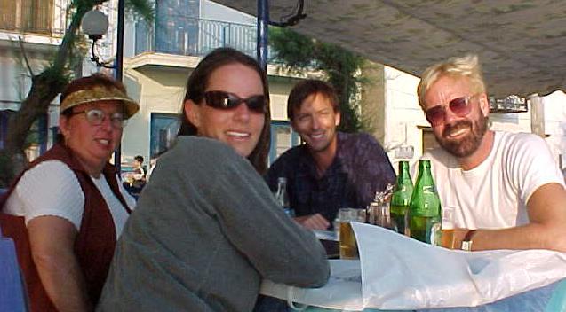 gree9q.JPG (41266 bytes)