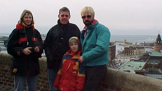 helb6.JPG (27789 bytes)