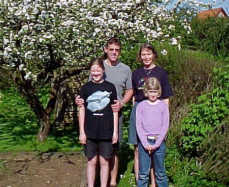 hels2.JPG (67344 bytes)