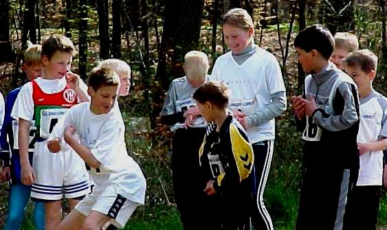 hels9b.JPG (49058 bytes)