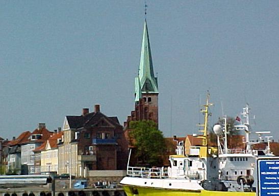 helsi3.JPG (35033 bytes)