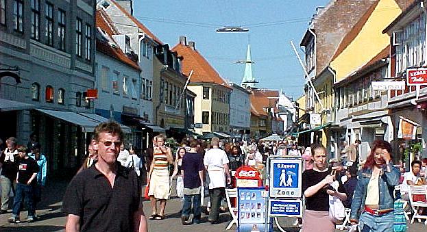 helsi9.JPG (72186 bytes)