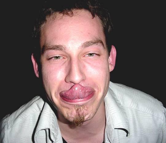 joel8.JPG (27382 bytes)