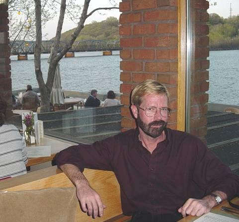 lumb9b.JPG (36365 bytes)