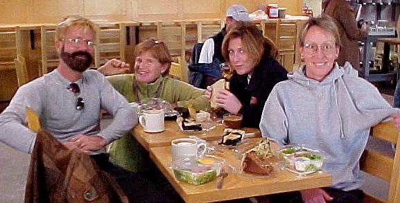 nm8r.JPG (44251 bytes)