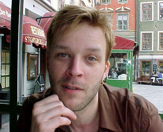 ralf0.JPG (51519 bytes)