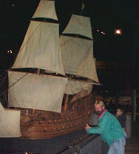 stok4.JPG (35069 bytes)