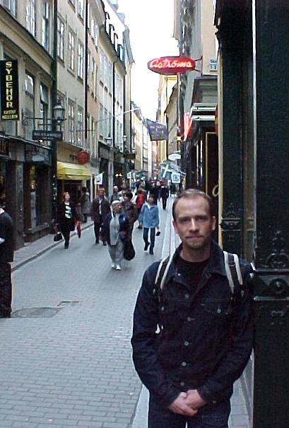 swed9m.JPG (52925 bytes)