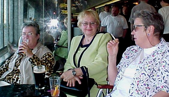 swed9s.JPG (51116 bytes)