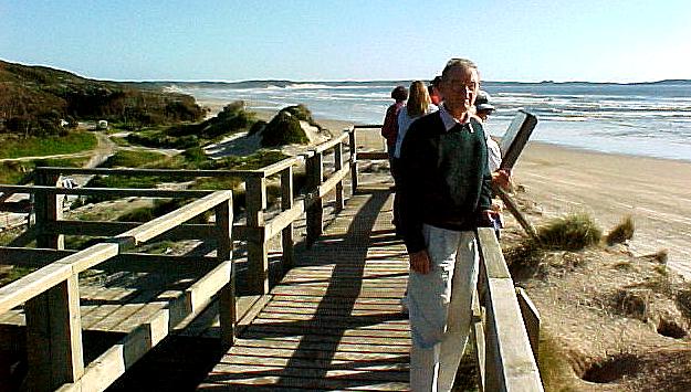 taz5e.JPG (64110 bytes)