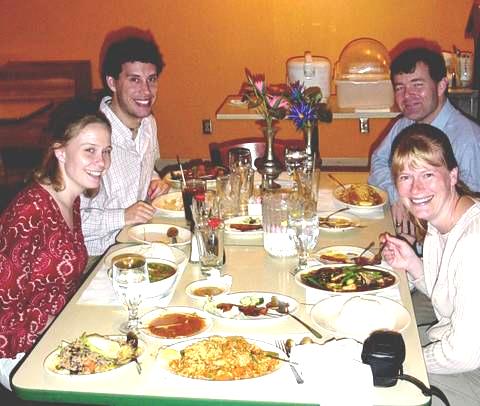 um9.JPG (40227 bytes)