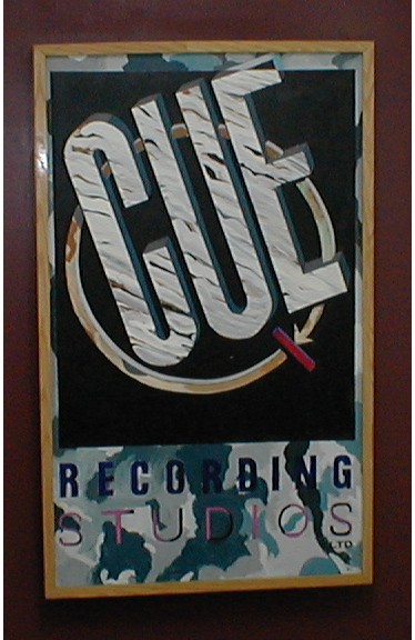 Cue Logo