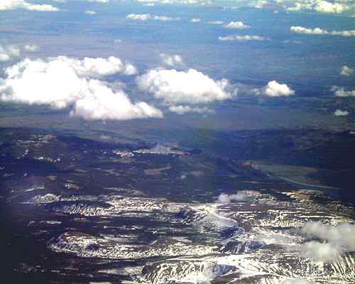 aerial-c.jpg (21065 bytes)