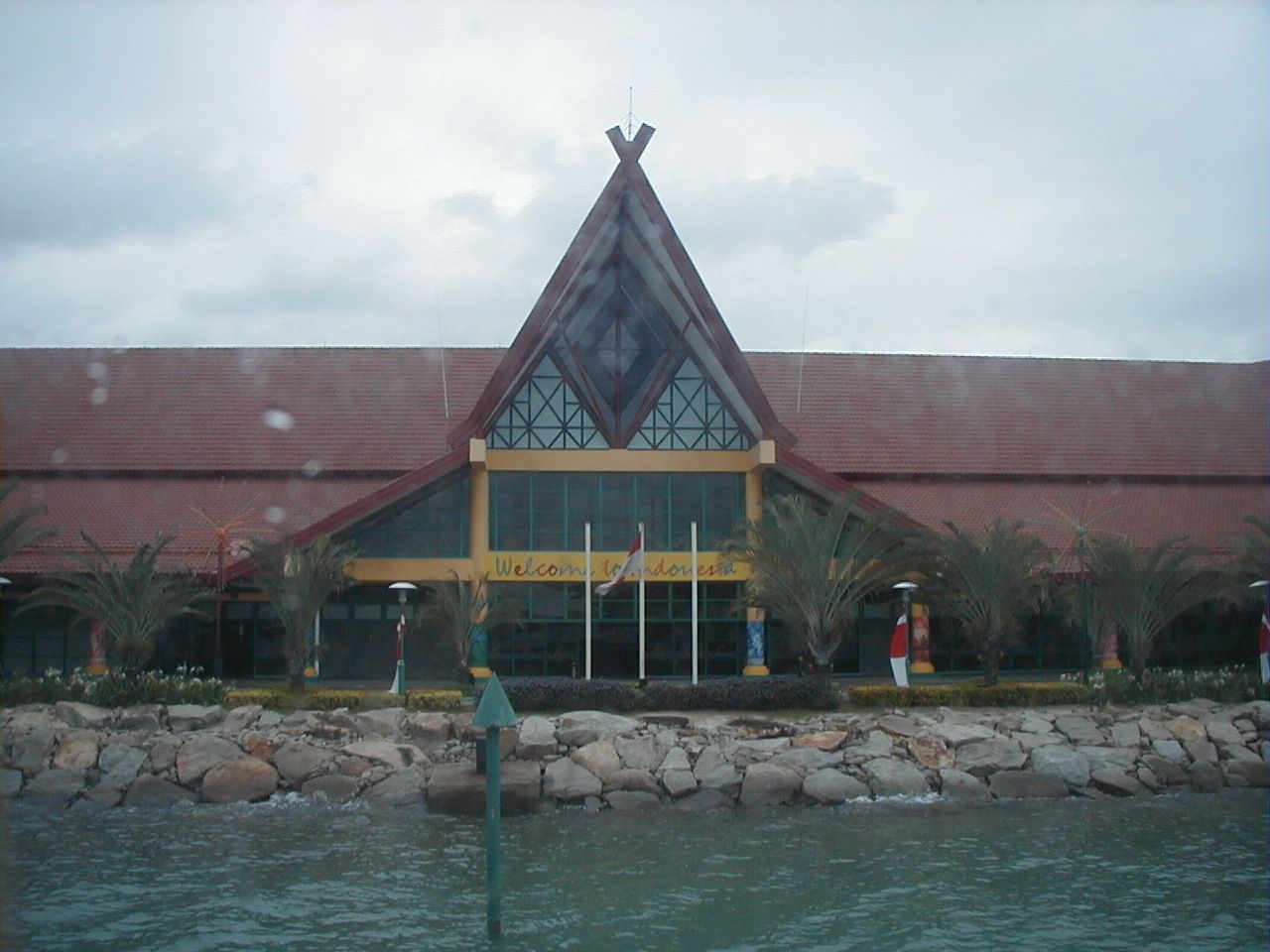 Bintan_Ferry_Terminal_Leaving_03