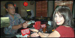 linda2.jpg (53473 bytes)