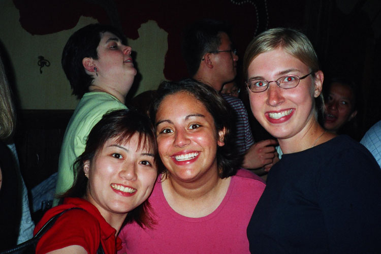 From left to right: Mie, Kim and Liv. In the background behind Mie is Carmen, who works in the Erasmus office.