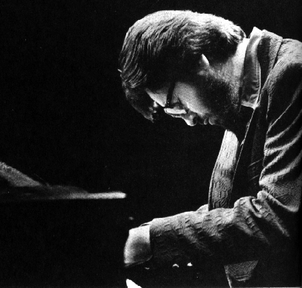 Bill Evans: The bearded years.