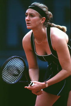 Mary Pierce