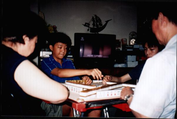 Ye-ku is Playing Mahjong