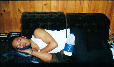 friends11.bmp (249342 bytes)