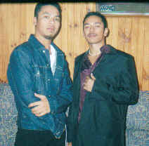 friends7.bmp (132342 bytes)