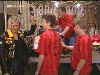 pf09a.JPG (20159 bytes)