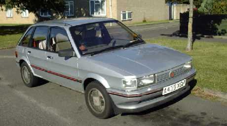 MG Maestro 1600 in the popular Silverleaf Metallic paint option