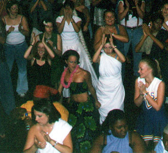 'Clap yo hands now!'