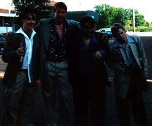 a pic of everyone's favorite 'Lounge Act' members