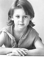 Dominic Scott Kay (young Elliott)