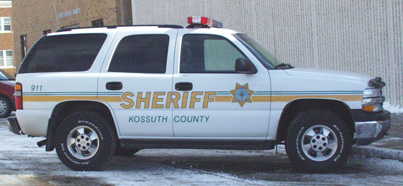 Chevrolet Tahoe - Whelen Strobe Lightbar