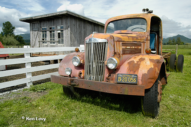 Old truck, Tillamook