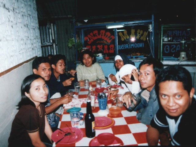 lapar....makan dulu ya....